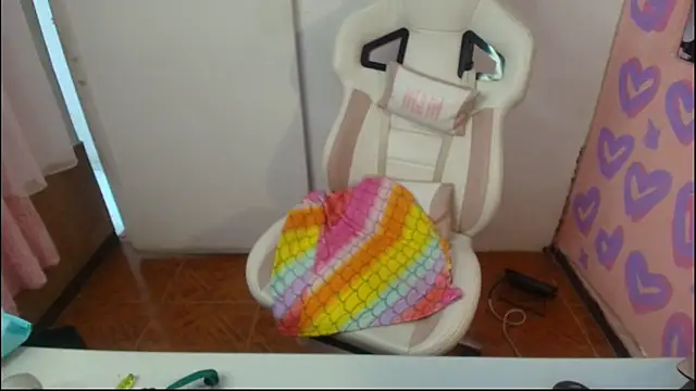 kattybbwbigboobs_ webcam