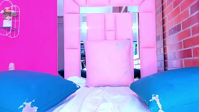 Baby_doll_XOXO webcam