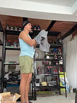 paul22cm- (Ask my age) - spit on my cock