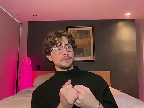 mcklister_kinky_feets - Mcklister_kinky_feets's free webcam - UK Sex Cams