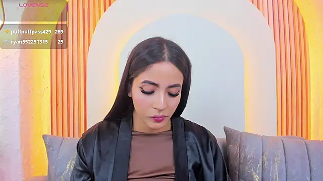 tamara-evans - Tamara-evans's free webcam - UK Sex Cams