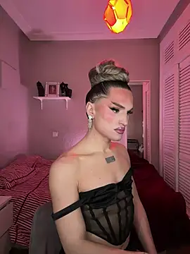 Crystal_________ webcam