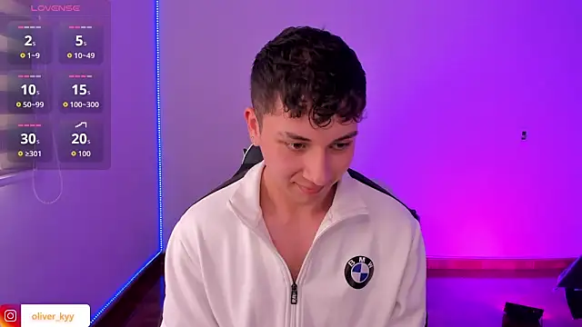 oliver_kyy webcam