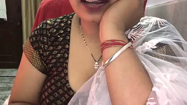 dolly_darling221 - Dolly_Darling221's free webcam