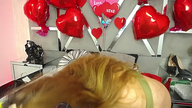 MonzerratBoyer webcam