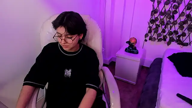 nathaly_ds - Nathaly_ds's free webcam - UK Sex Cams