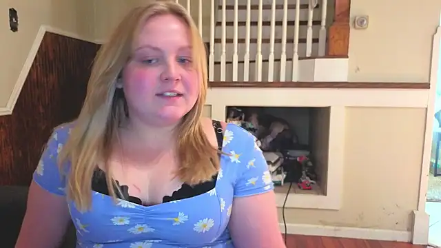 phatassblond - PhatAssBlond's free webcam - UK Sex Cams