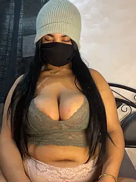 Nabila-hanouna webcam