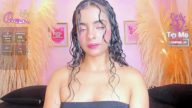 SunnyGilmoree webcam