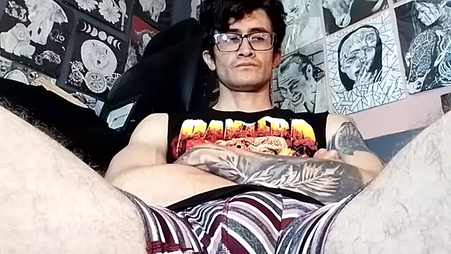 Loggan_donnelly webcam