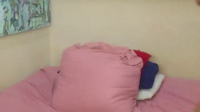 PreciousEbonyPearl webcam