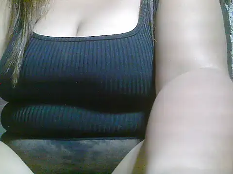Creamsweetpussy28 webcam