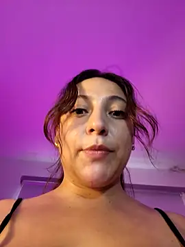 vickyhoult - VickyHoult's free webcam - UK Sex Cams