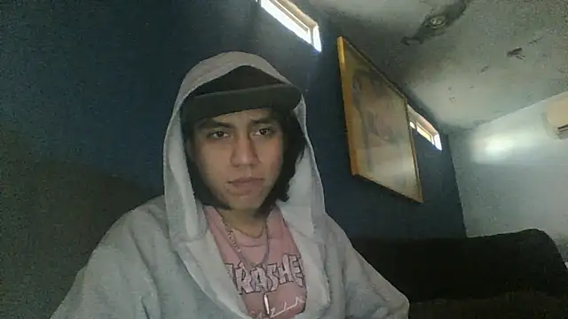 AlexAlejandro13 webcam