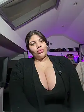 MinaKhalina from StripChat is Freechat