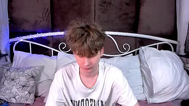 scottpierce - ScottPierce's free webcam - UK Sex Cams