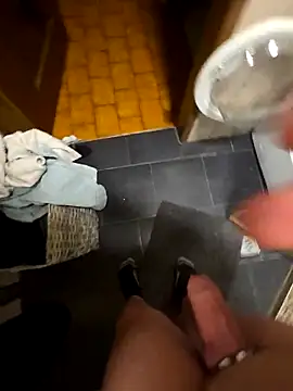 bigdicksklave webcam