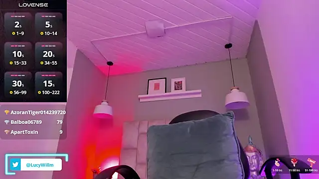 Lucy_Williiams webcam