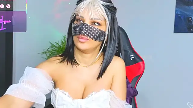 Turkish-Latina webcam