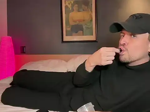 mcklister_kinky_feets webcam