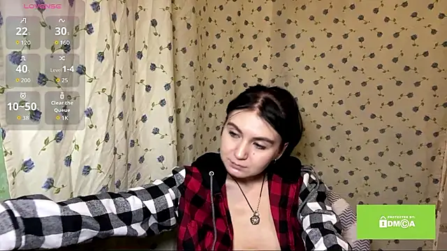 EstherKiester webcam