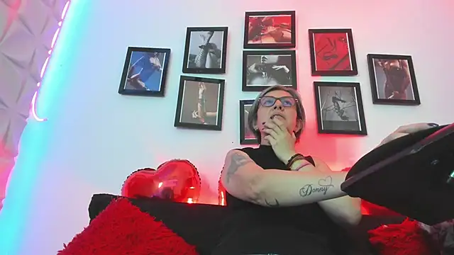 MistressNyx_cg webcam