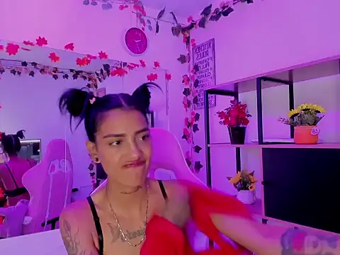 KarlaSlutSkinny__ webcam