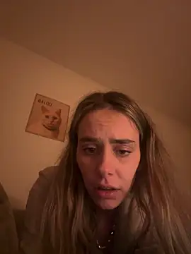 yoursexbabe_10 from StripChat is Freechat