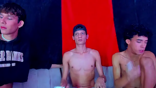 Pleasure_boys_hot webcam