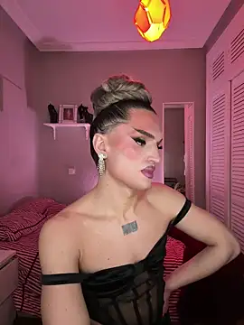 Crystal_________ webcam