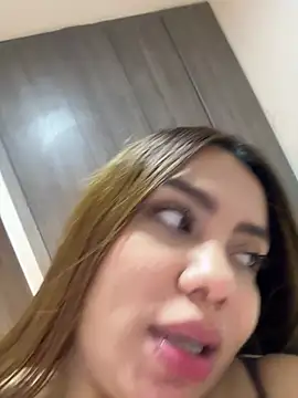 valeria2019hot webcam