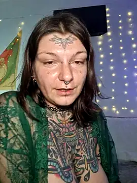 lizzardqueeen webcam