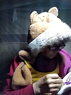 -xuka-200 - -Xuka-200's free webcam - UK Sex Cams