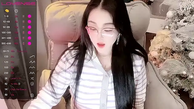 Monica-666888- webcam