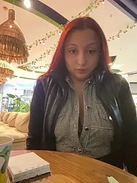 Scarlet_auraa webcam