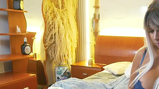 charlottelover21 webcam