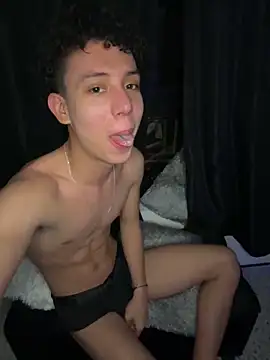yoursexyjose webcam