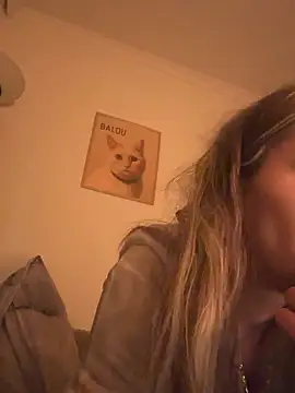 yoursexbabe_10 webcam