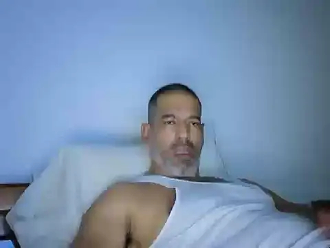 jackbigcock11 webcam