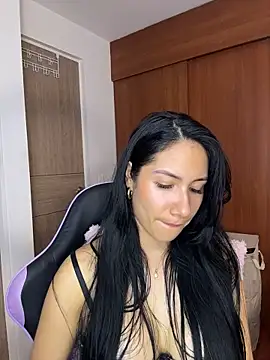 ArianaReynoldss webcam