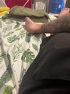 novinho16cmz - Novinho16cmz's free webcam - UK Sex Cams