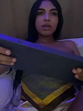 VeronicaSaenzx webcam