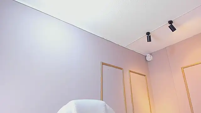 nahimithompson - NahimiThompson's free webcam - UK Sex Cams