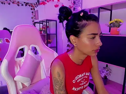 KarlaSlutSkinny__ webcam