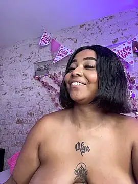 Webcam Model (pamela_west)  is live.Free join now!