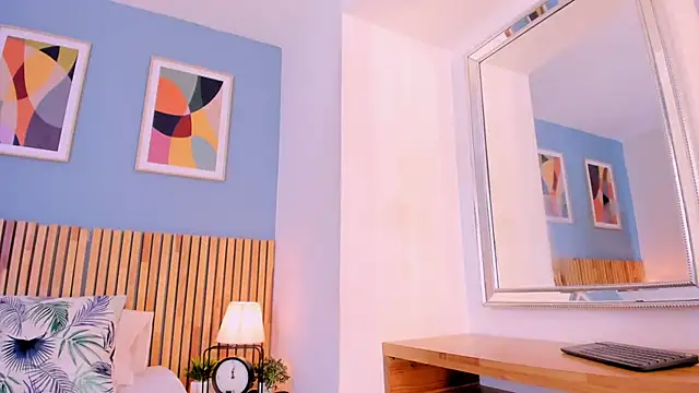 aurorapinkk - AuroraPinkk's free webcam - UK Sex Cams