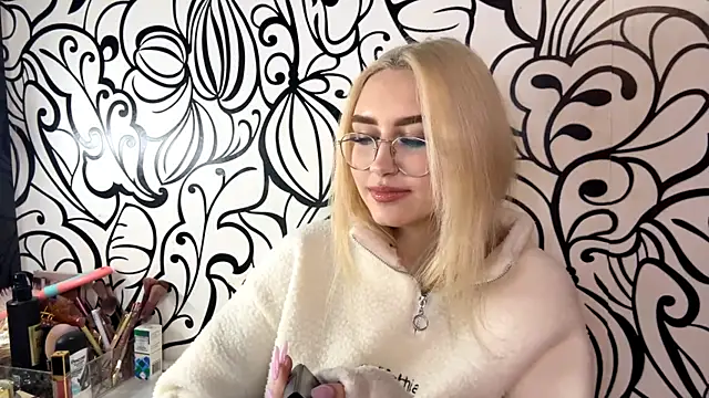 Kat_Catherine webcam