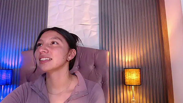 kendall_saenz (F young) - anal plug and oil show