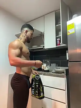 Ezzio_Scolaro webcam