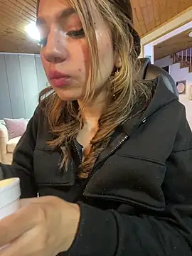 Isabella18_pink webcam